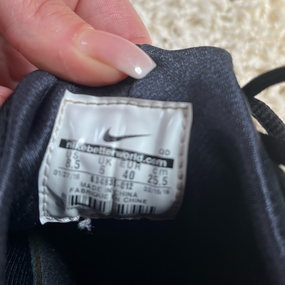 Lightly worn Nike Air Huaraches